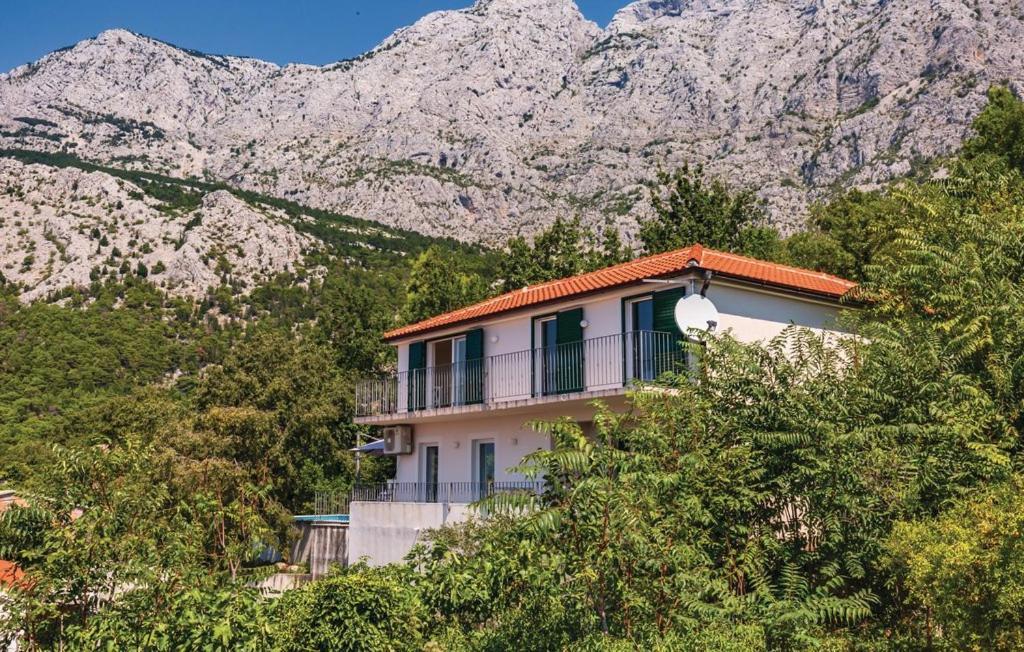 Montemare Holiday Home, Gornje Тучепи Экстерьер фото